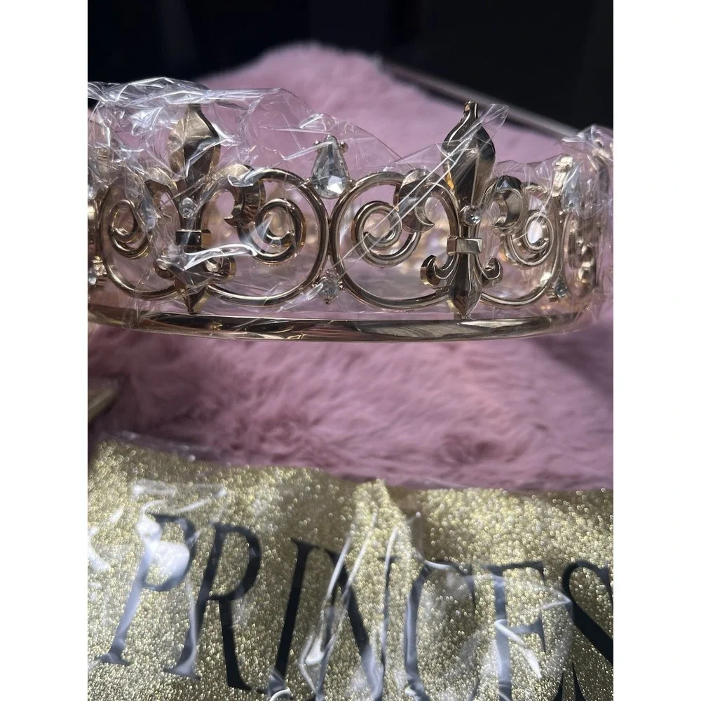 Retrowavy‎ 4 Piece Home Coming Prince,princess Tiara Shiny Satin Role (gold)
